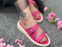 صندل وینا