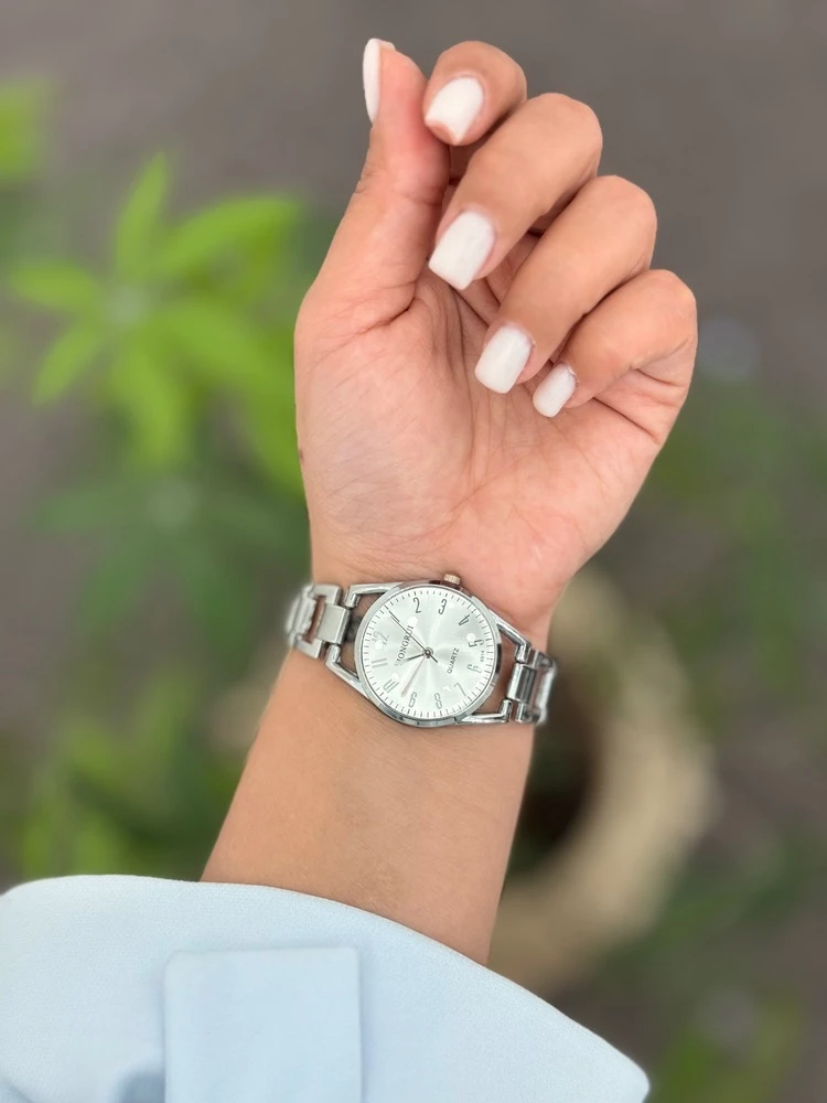 ساعت سلنا