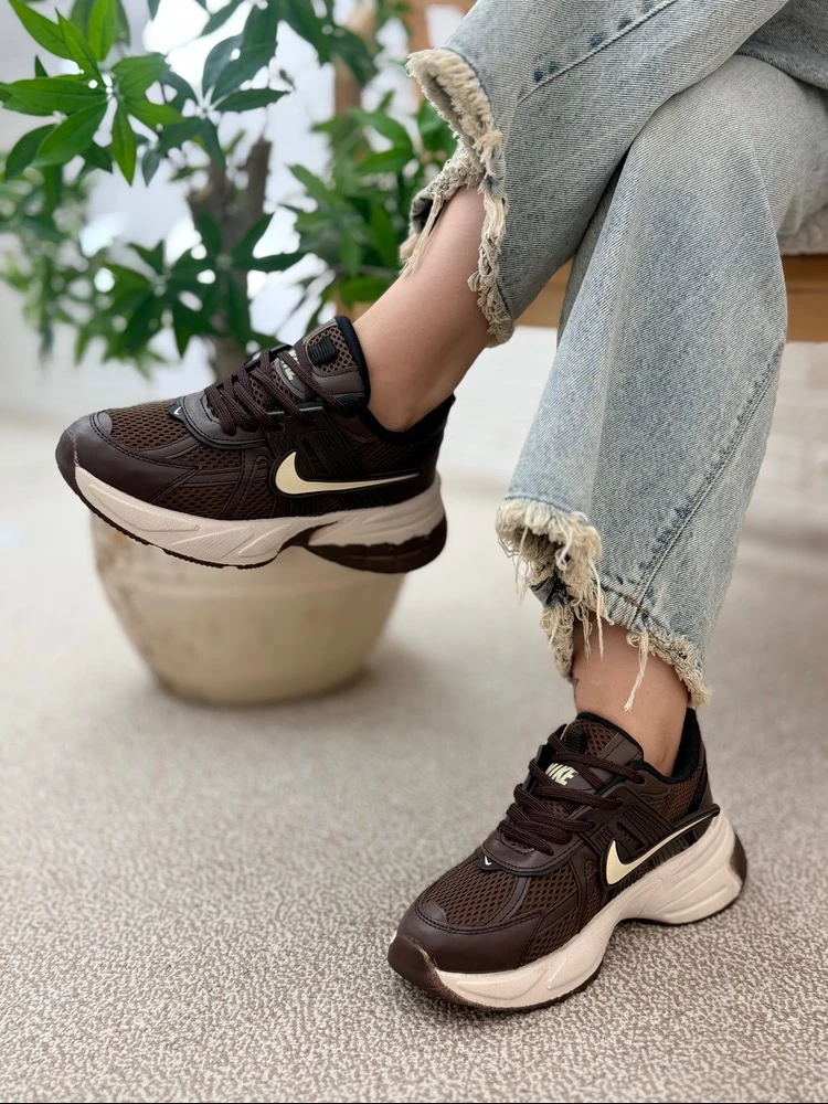 کتونی adidas