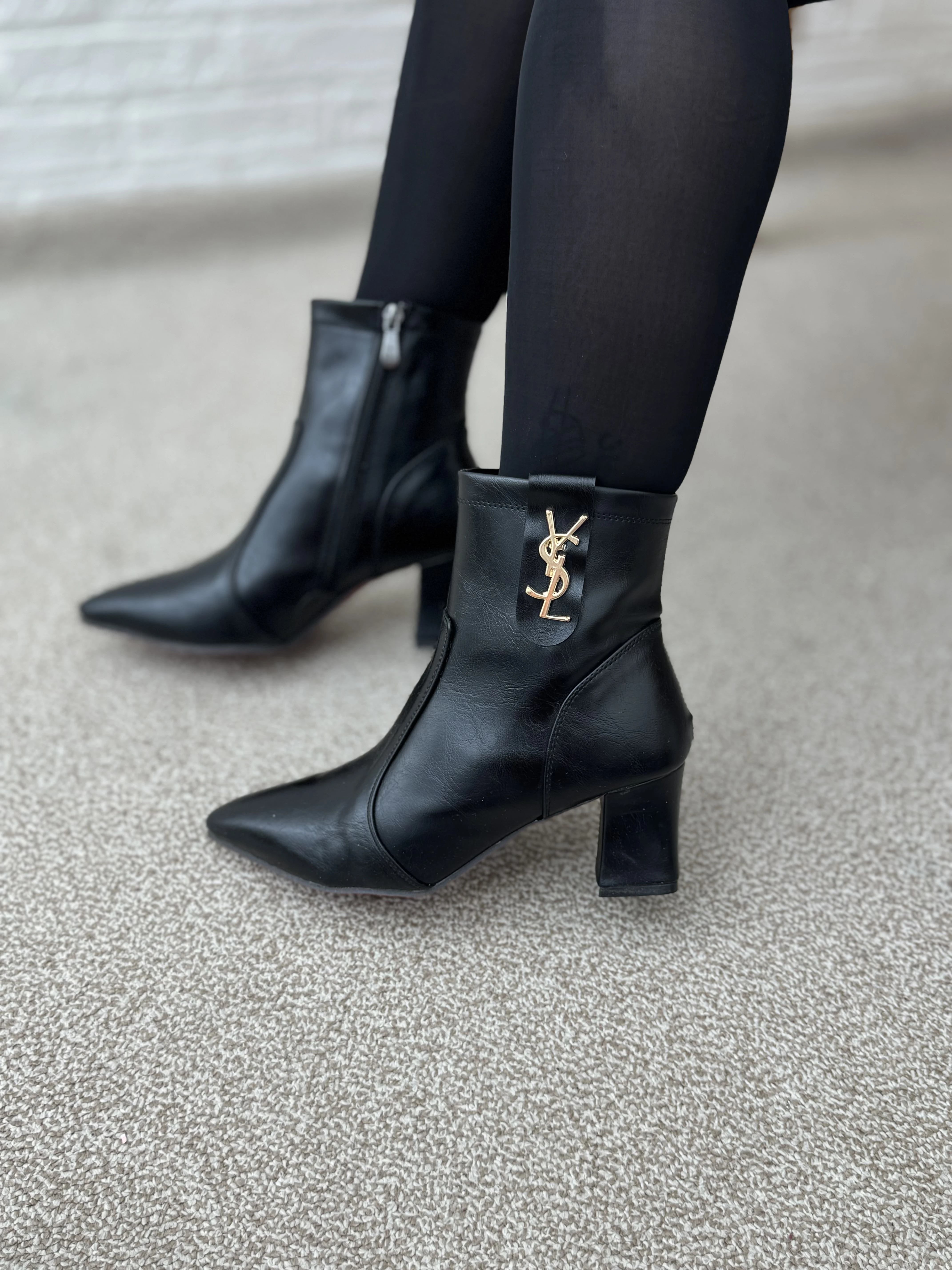 بوت خانومی